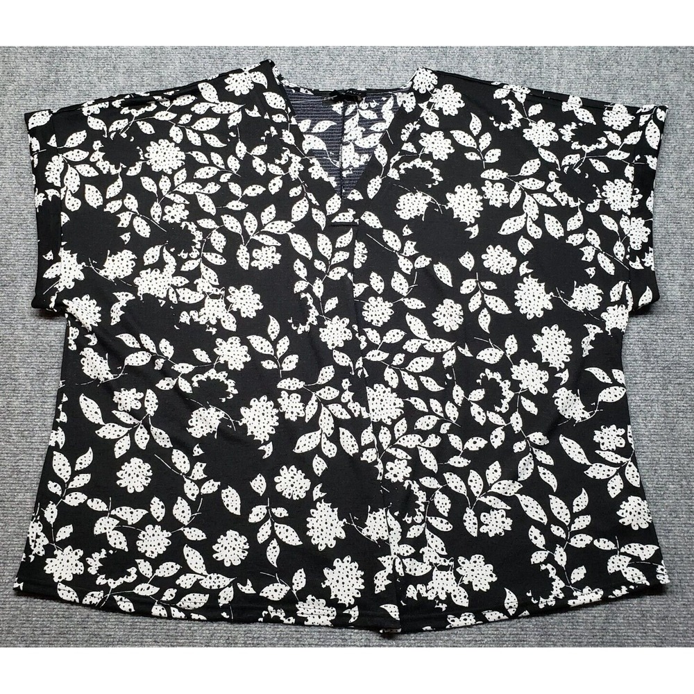 Fred David Blouse Womens 3X Black White Floral V-Neck Short Sleeve Stretch New